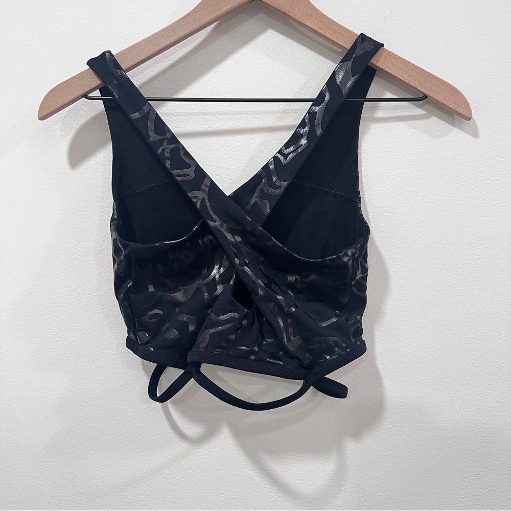 Fabletics Cutout Bra Top Size Xs - image 4